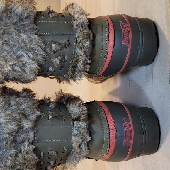 Khombu Womens Pull On Waterproof Rubber And Fur Snow Boots - Picture 7 of 10